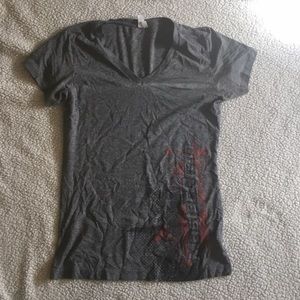 Mastercraft V-neck tee